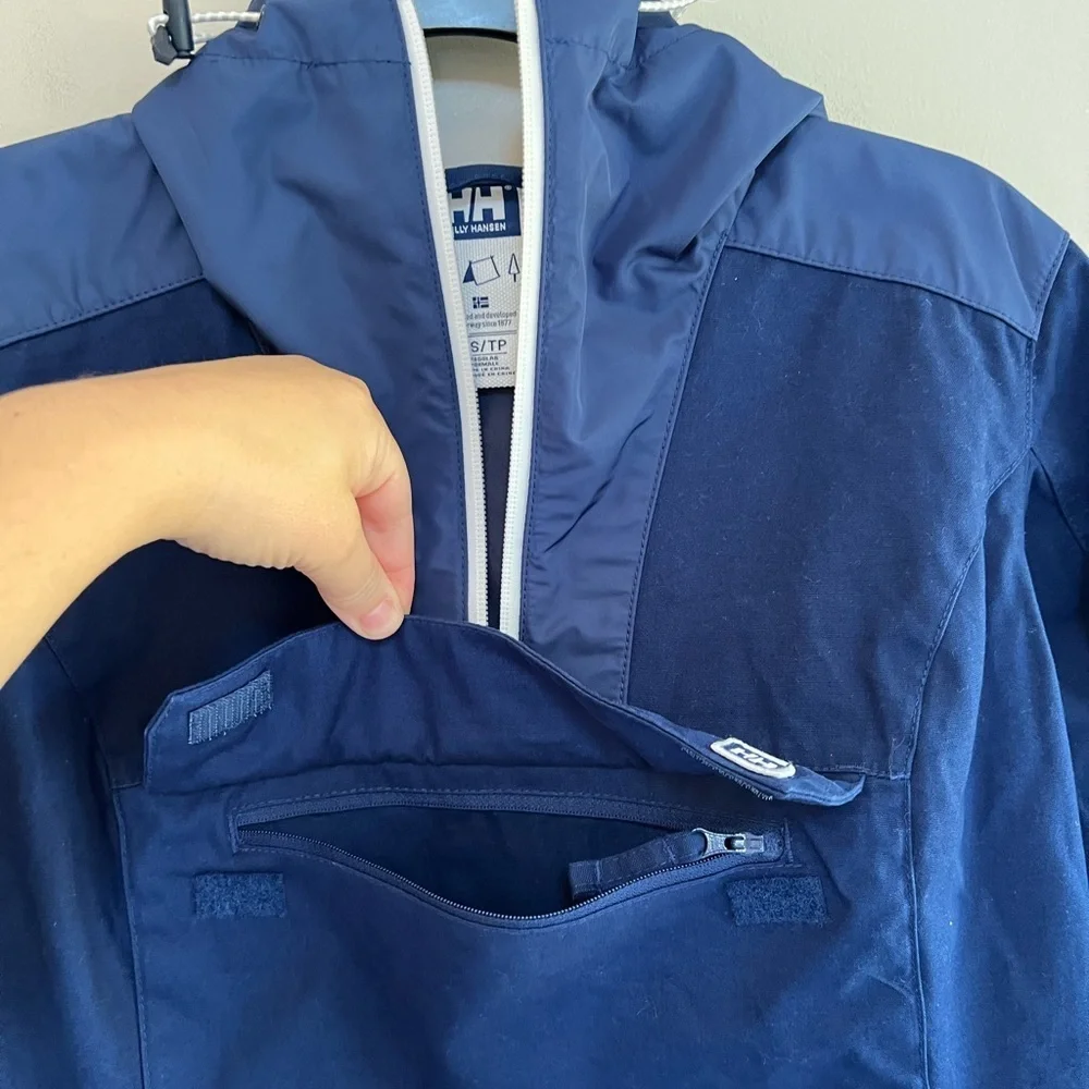 Helly Hansen Trollvann Anorak Hooded Pullover Jacket in Catalina Blue, size XS - Picture 9 of 12